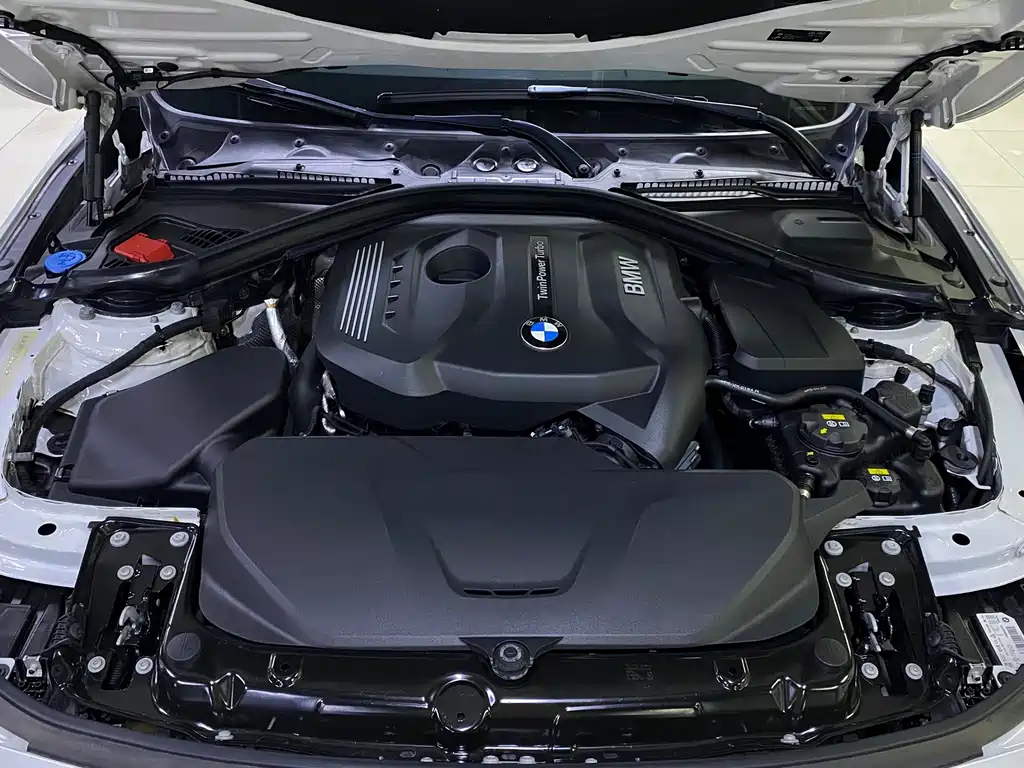 BMW 3 Series — миниатюра 10