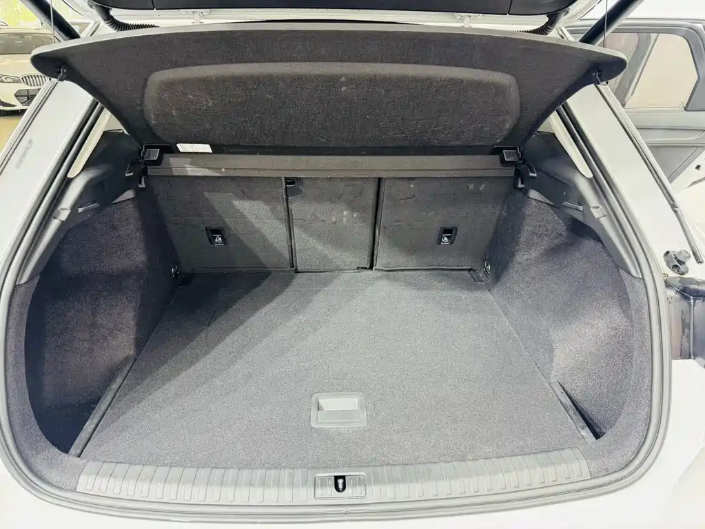 Audi Q3 — миниатюра 14