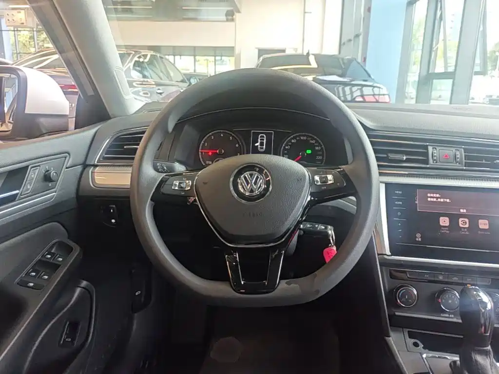Volkswagen Lamando — миниатюра 11