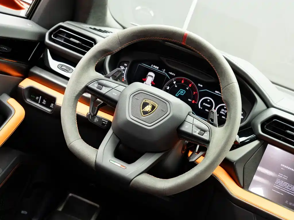 Lamborghini Urus SE — миниатюра 18