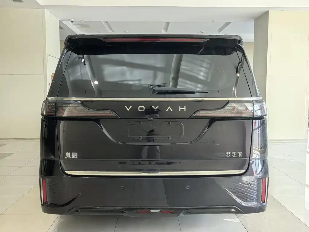 VOYAH Dreamer — миниатюра 3