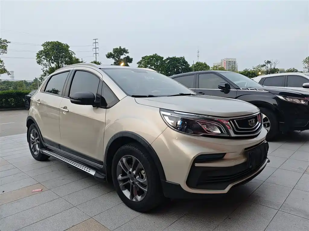 Geely Vision X3 — миниатюра 8