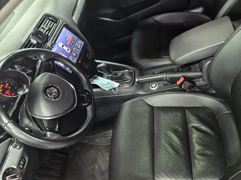 Volkswagen Sagitar — миниатюра 14