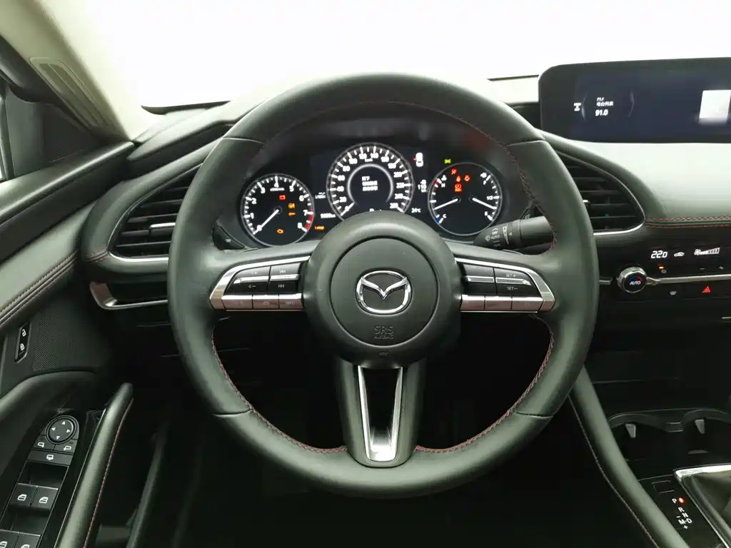 Mazda 3 Axela — миниатюра 11