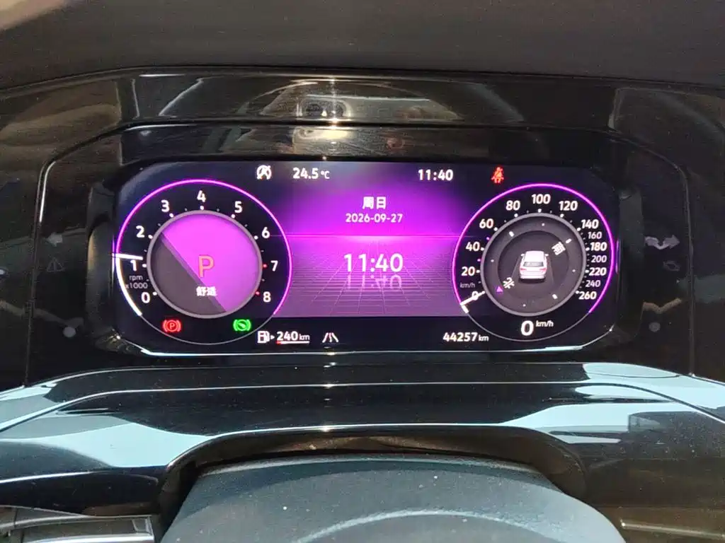 Volkswagen Golf — миниатюра 12