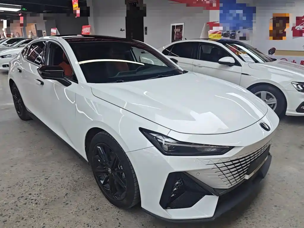Changan UNI-V — миниатюра 4