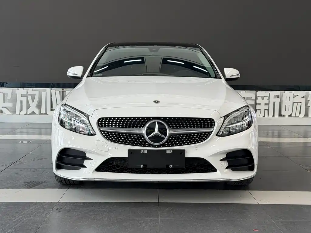 Mercedes-Benz C-Class — миниатюра 2