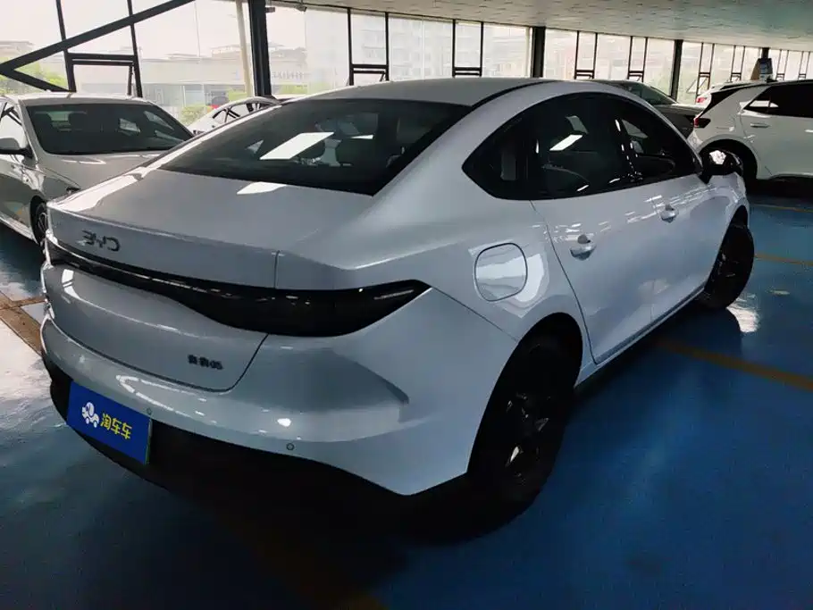 BYD Seal 05 DM-i — миниатюра 3