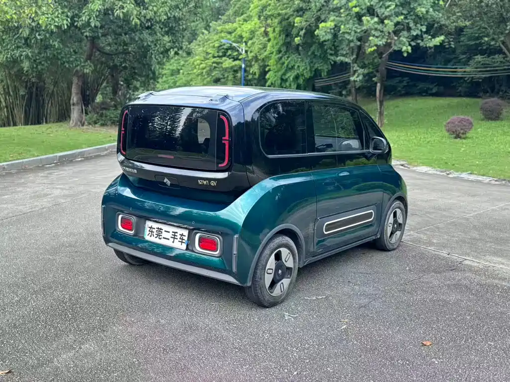 Baojun KiWi EV — миниатюра 10