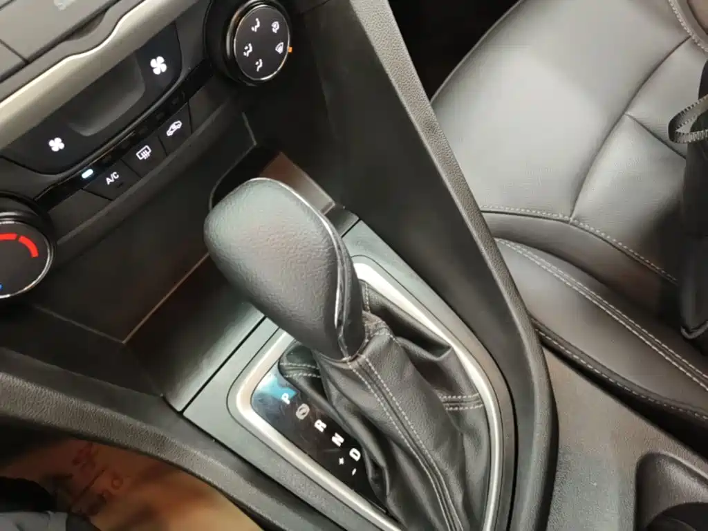 Buick Excelle — миниатюра 14