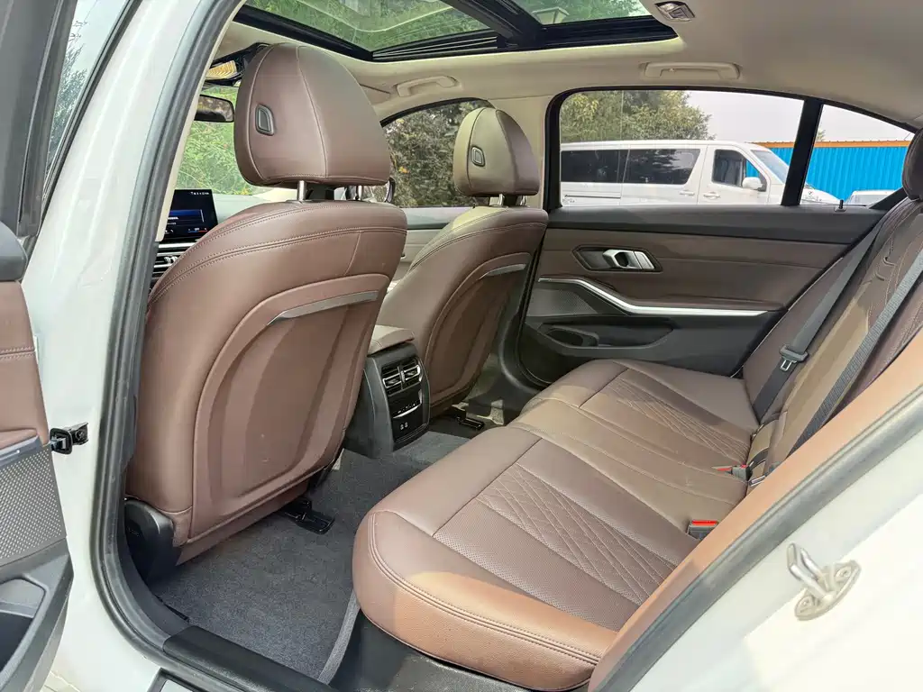 BMW i3 — миниатюра 7