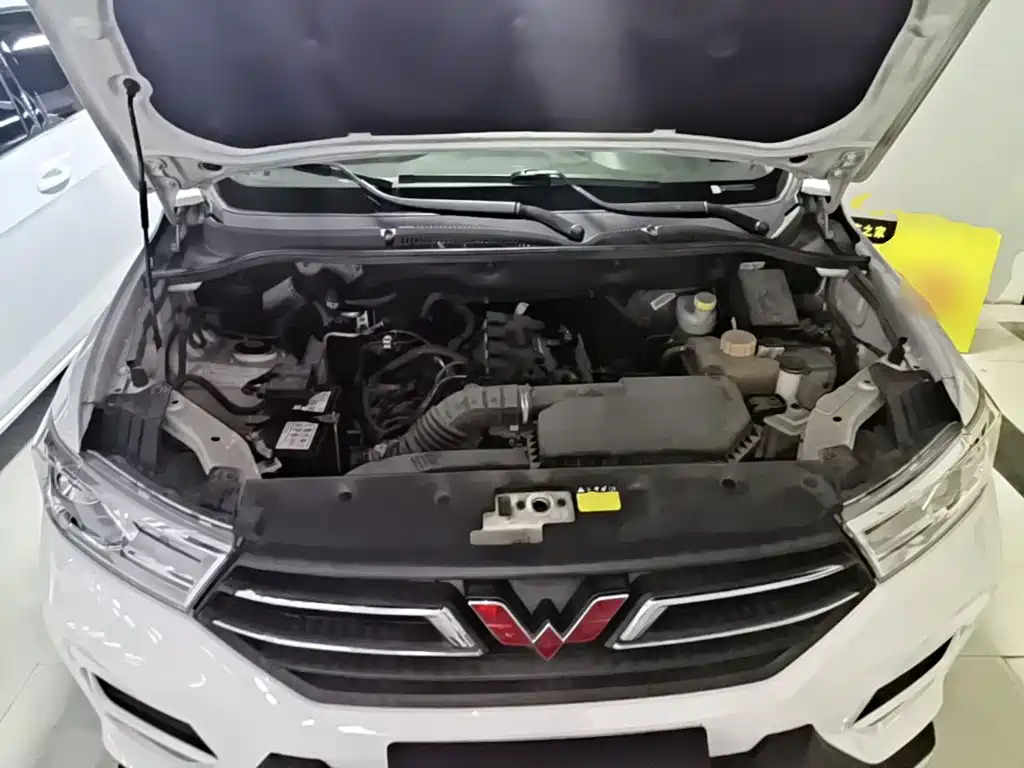 Wuling Hongguang — миниатюра 20