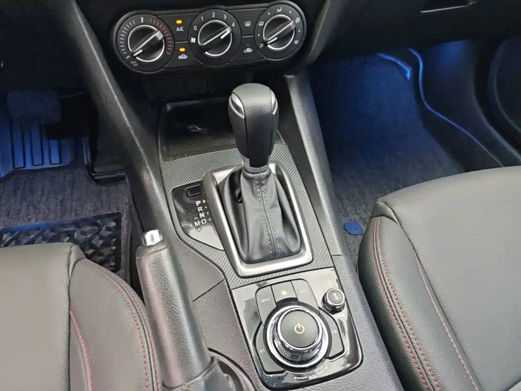 Mazda 3 Axela — миниатюра 14