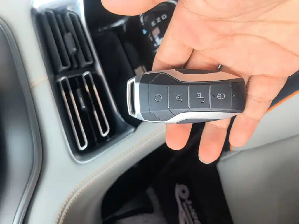 BYD PLUS New Energy — миниатюра 9