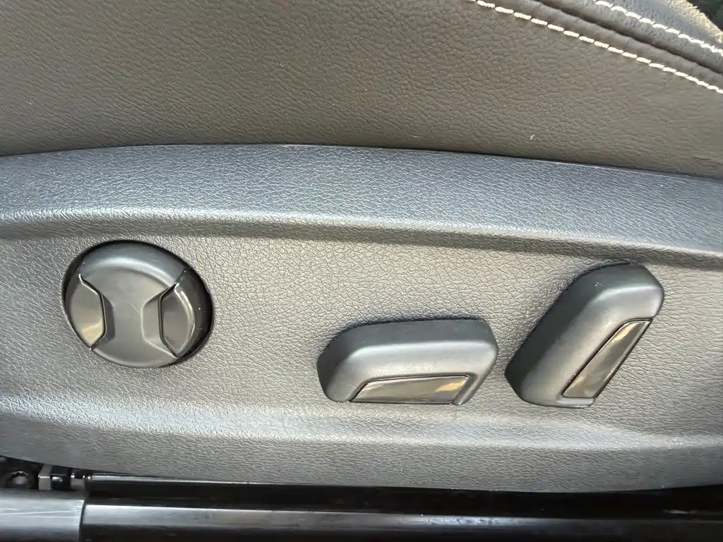 Volkswagen Magotan PHEV — миниатюра 25