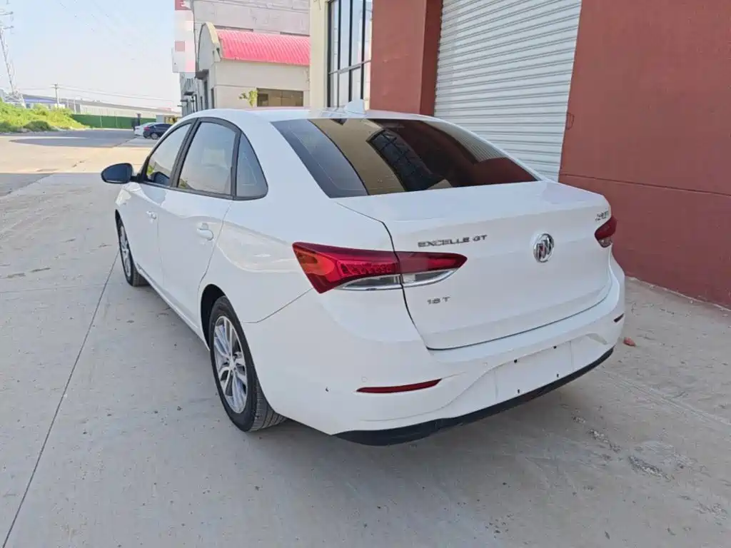 Buick Excelle — миниатюра 5
