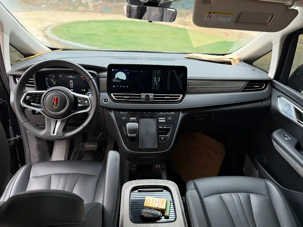 Hongqi Hongqi HQ9 PHEV — миниатюра 6