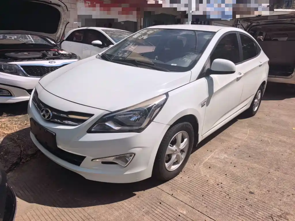 Hyundai Verna