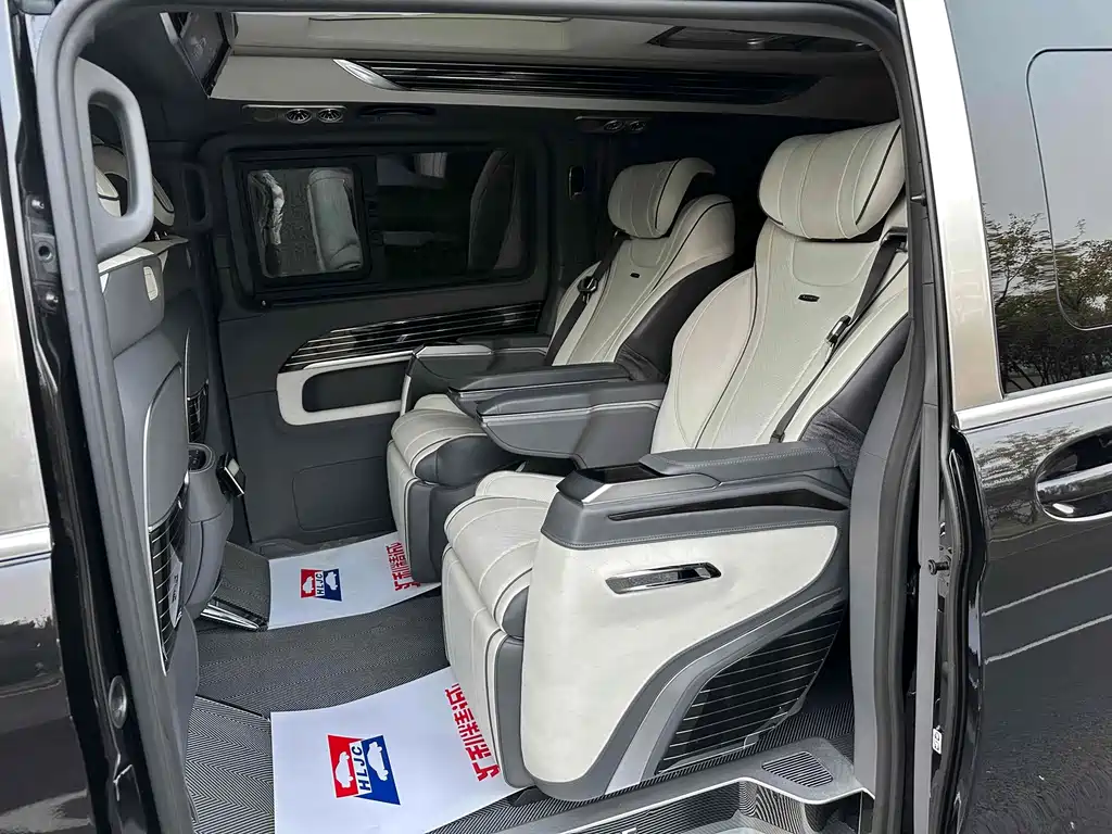 MERCEDES-BENZ V CLASS