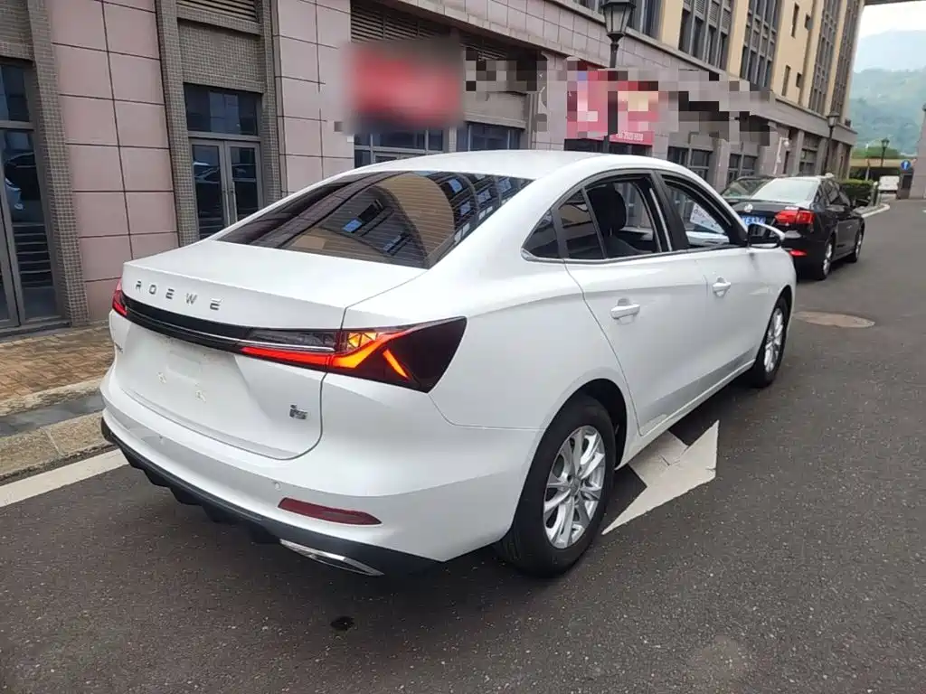 Roewe i5 — миниатюра 7
