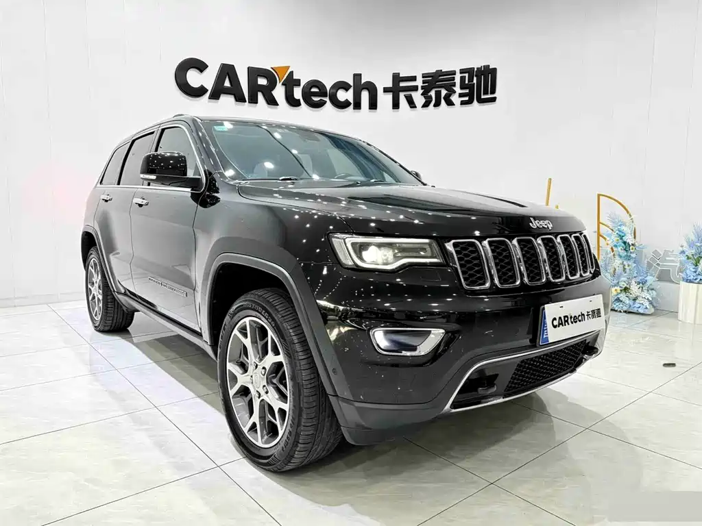 Jeep Grand Cherokee (Import) — миниатюра 3