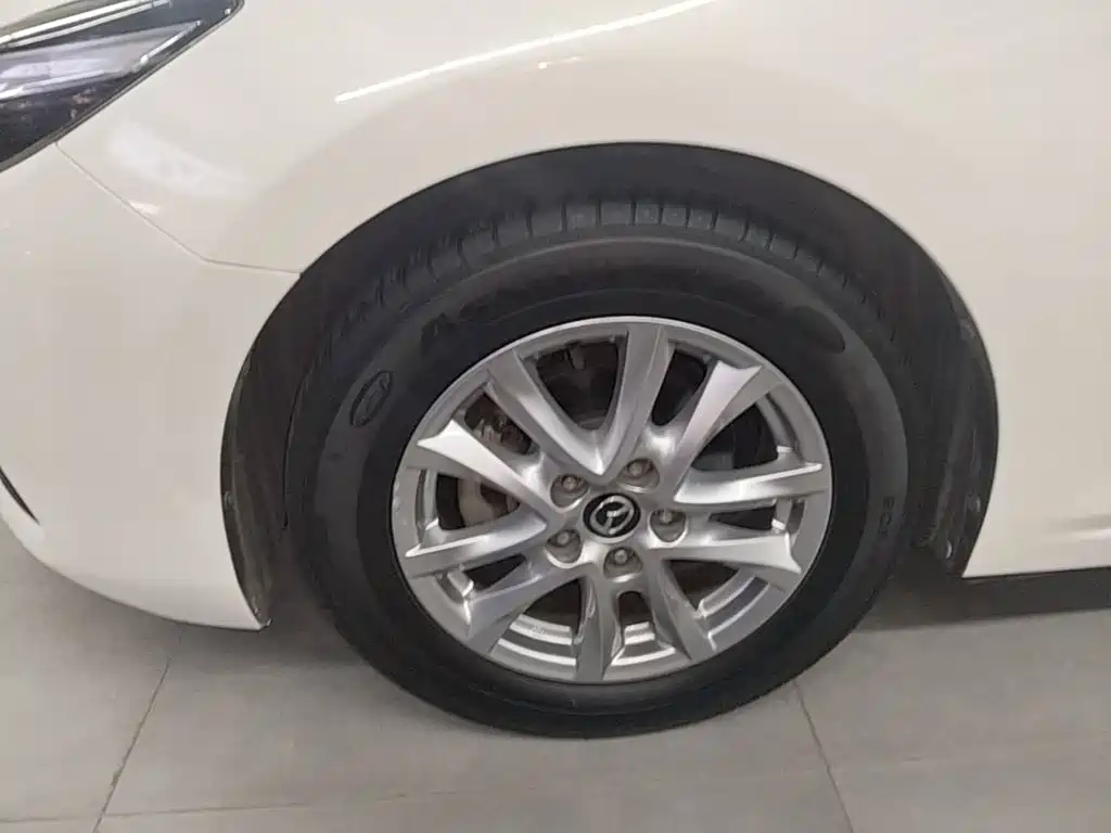 Mazda 3 Axela — миниатюра 23