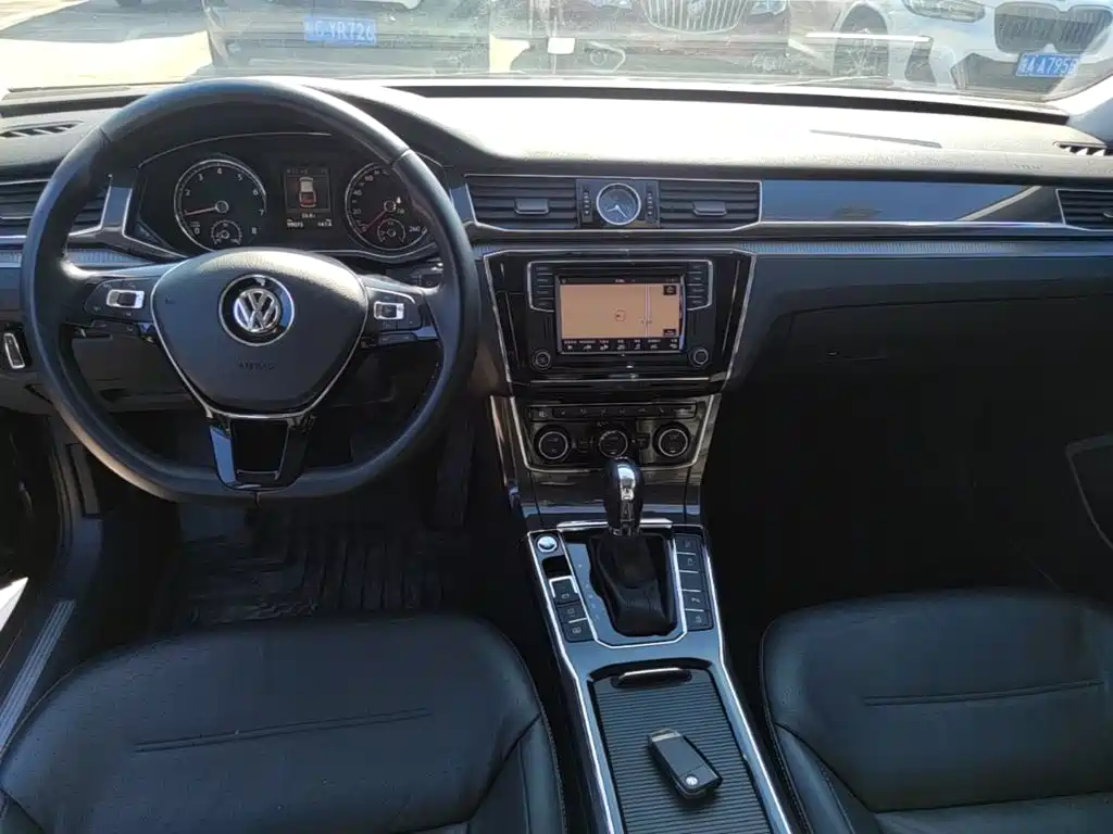 Volkswagen Passat — миниатюра 13