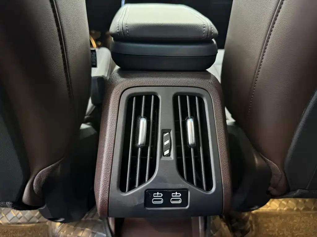 BMW X1 — миниатюра 16