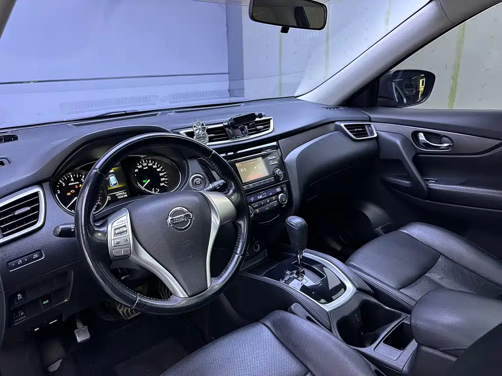 Nissan X-Trail — миниатюра 10