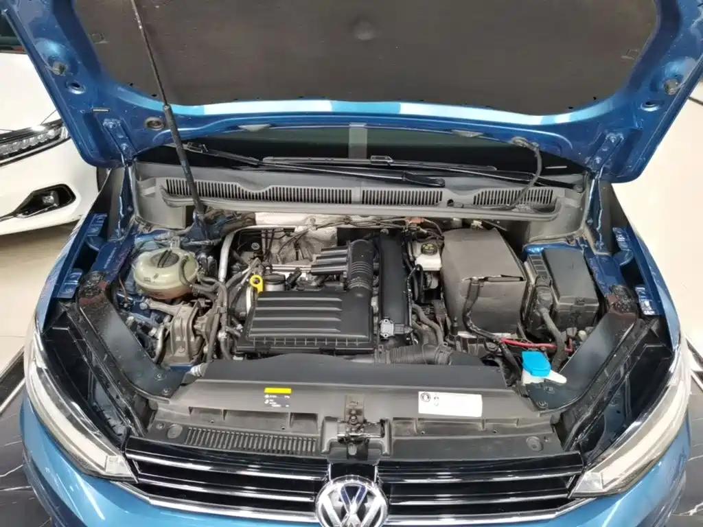 Volkswagen Touran — миниатюра 20