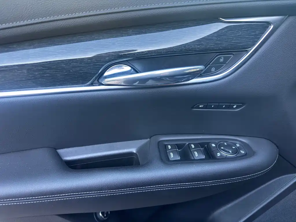 Cadillac XT5 — миниатюра 21