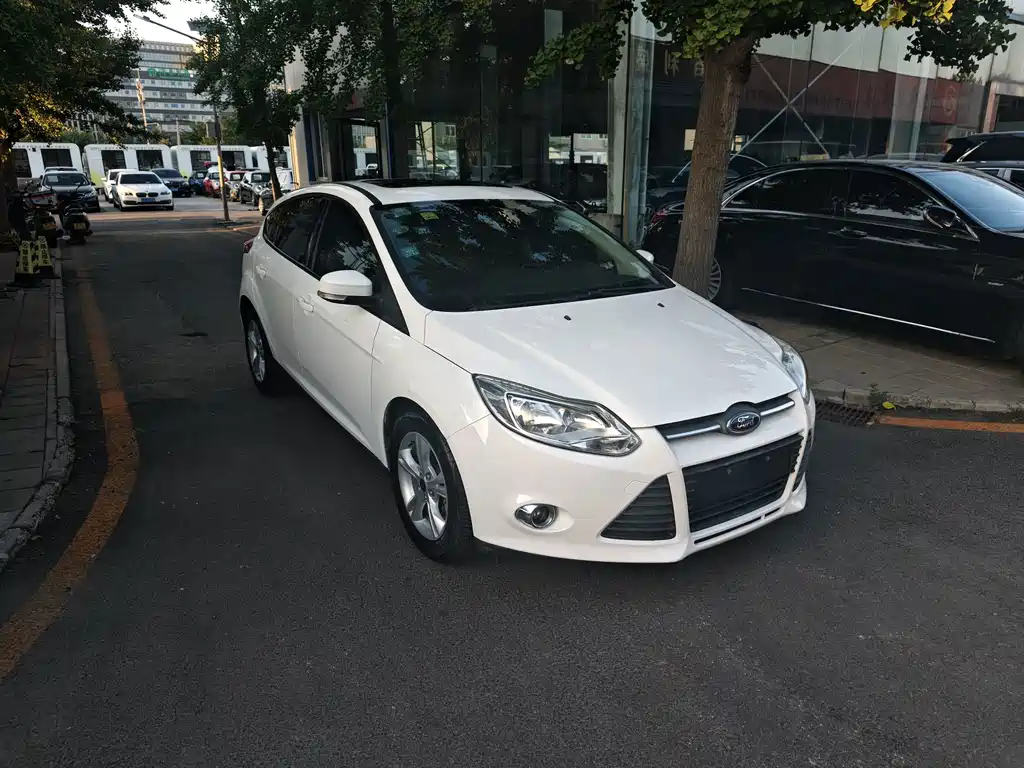 Ford Focus — миниатюра 3