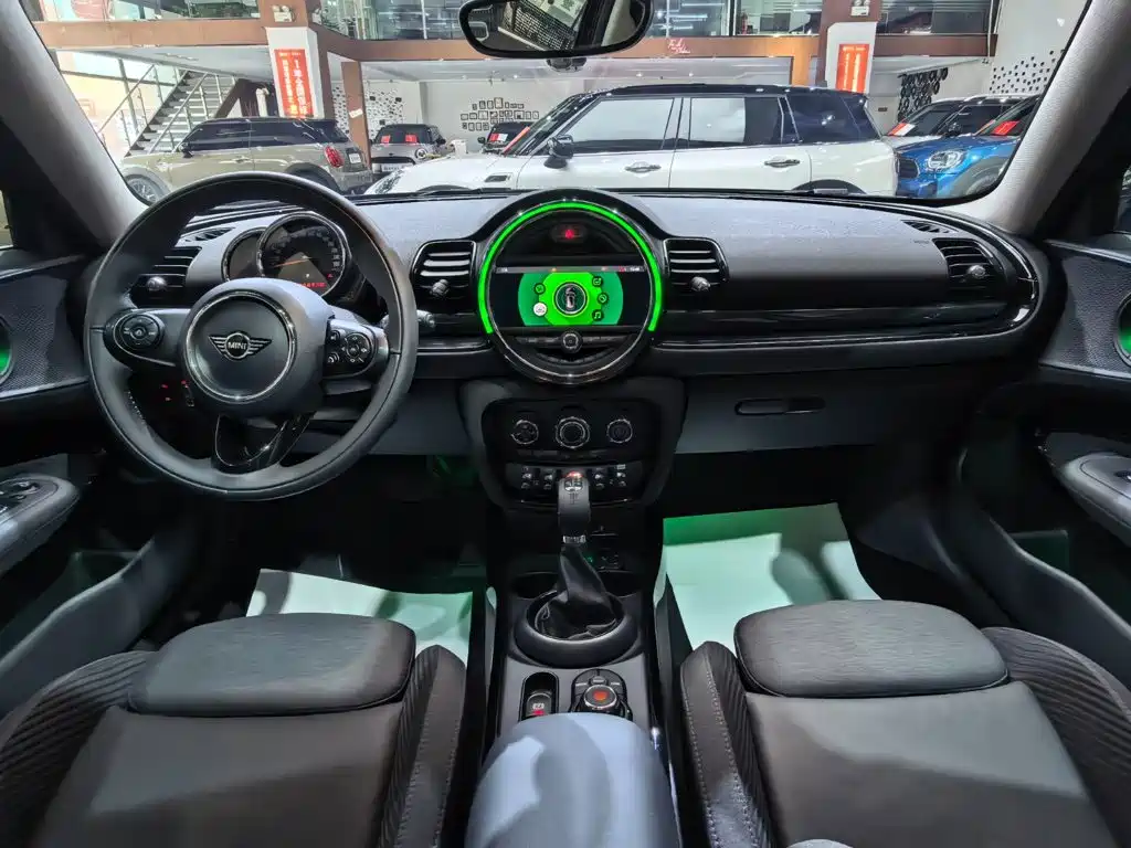 MINI Mini Clubman — миниатюра 7