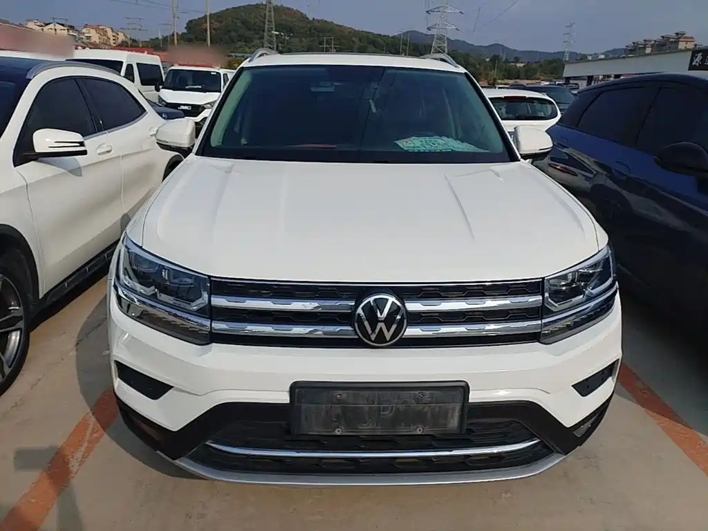 Volkswagen Tharu — миниатюра 3
