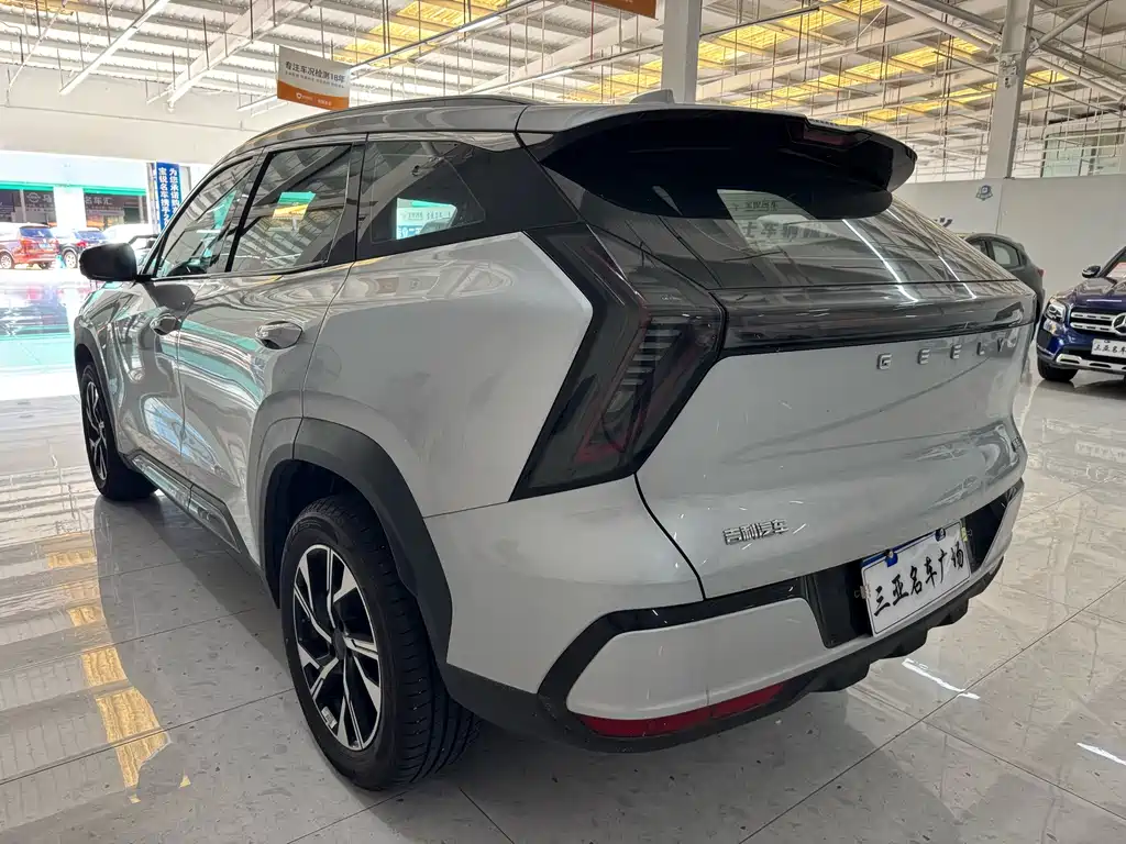 Geely Boyue L — миниатюра 7