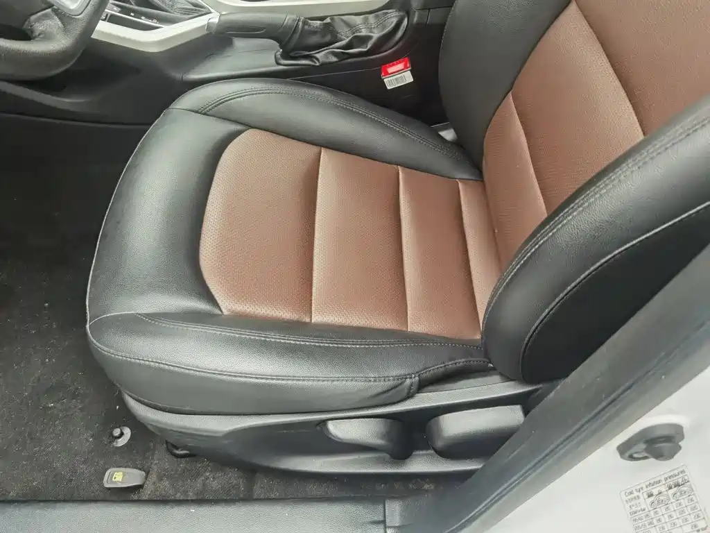Geely Vision — миниатюра 20