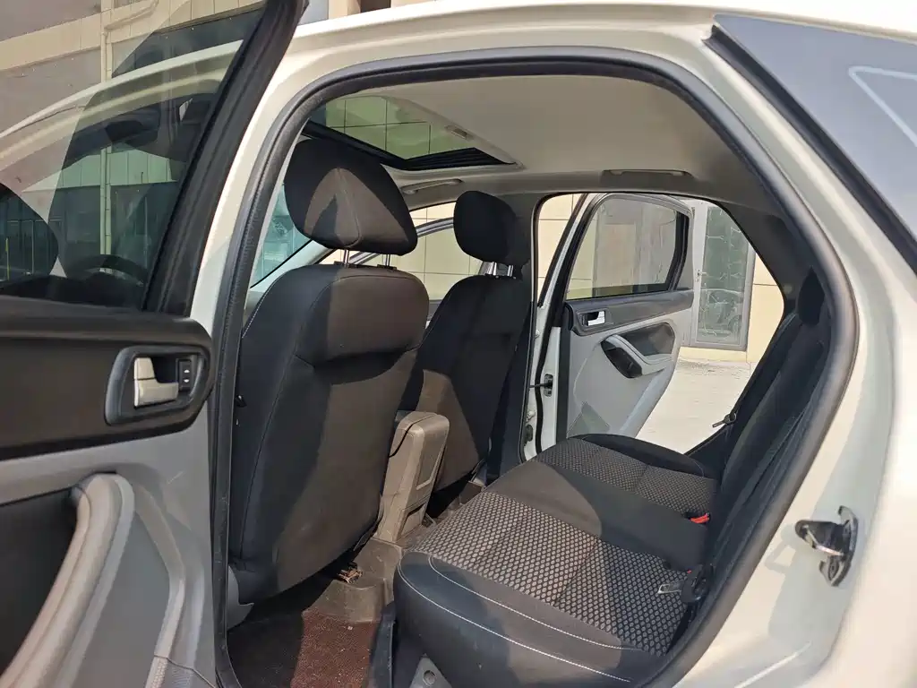 Ford Focus — миниатюра 9