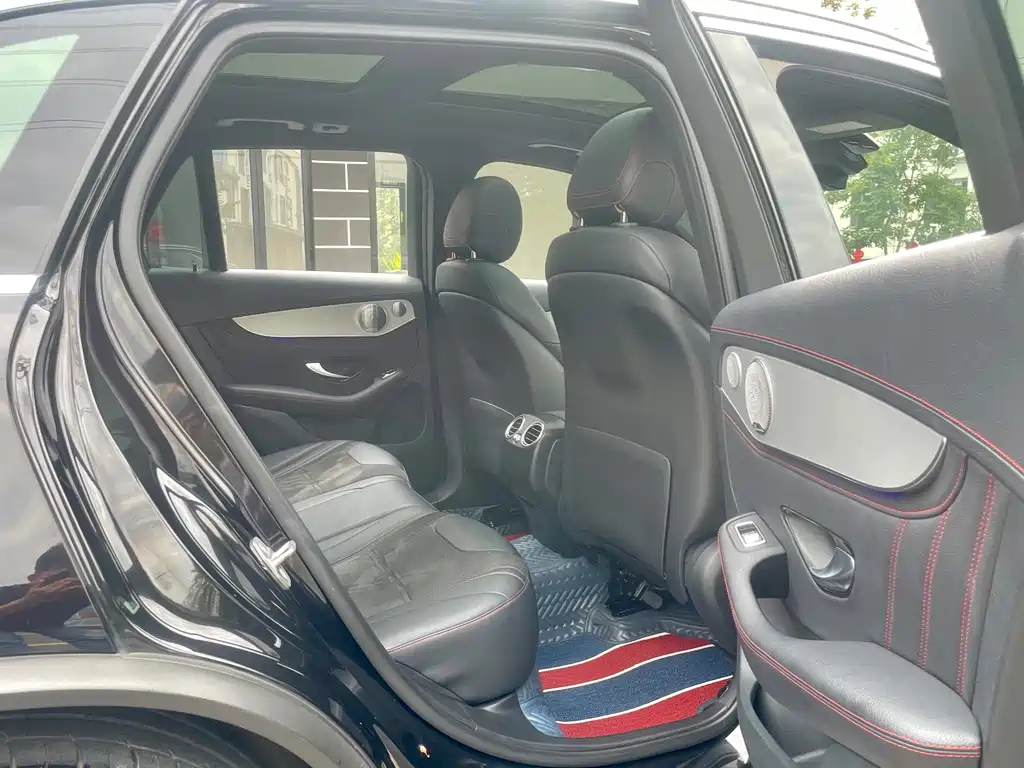 Mercedes-Benz GLC AMG — миниатюра 26