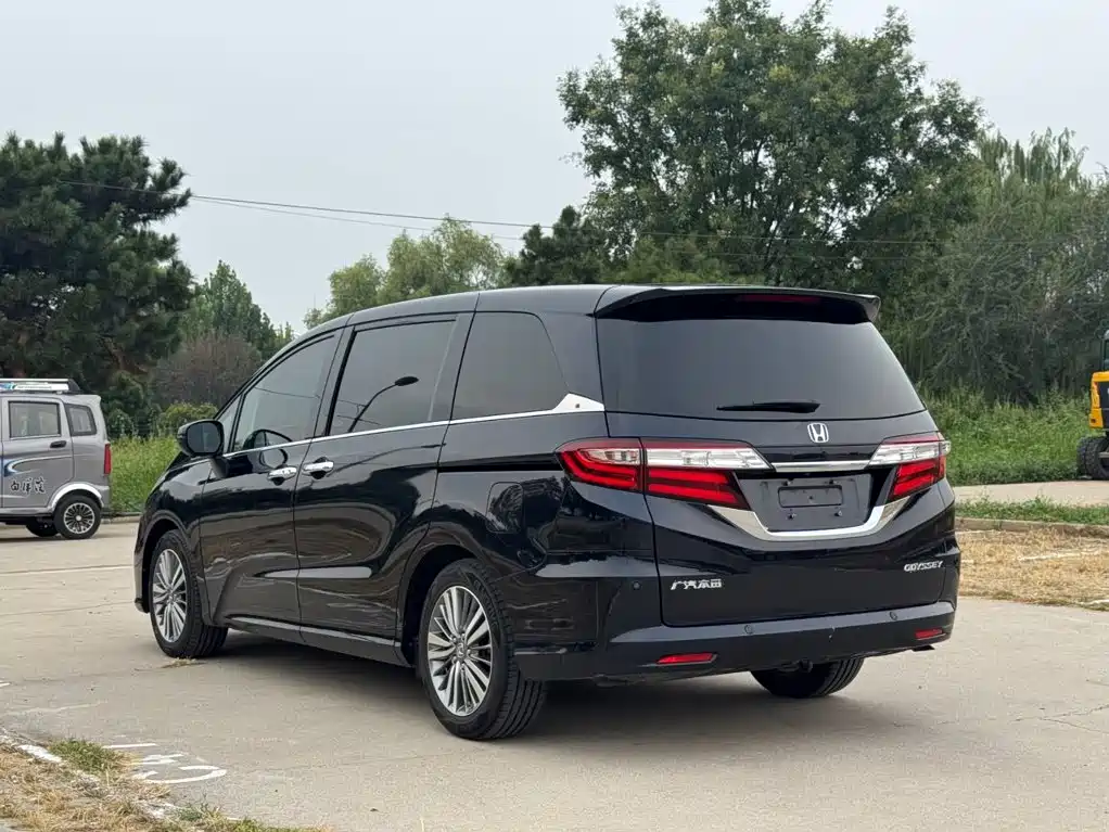 Honda Odyssey — миниатюра 4