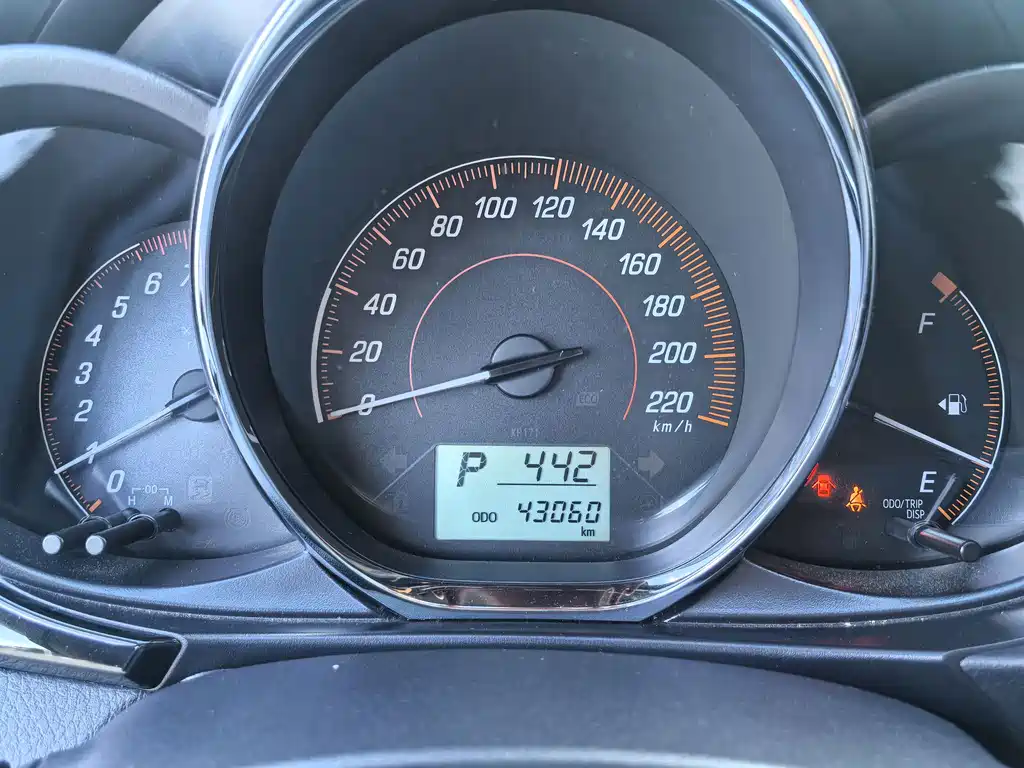 Toyota Yaris L — миниатюра 20