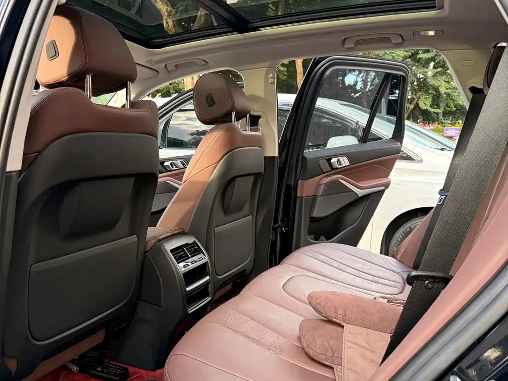 BMW X5 (Import) — миниатюра 12