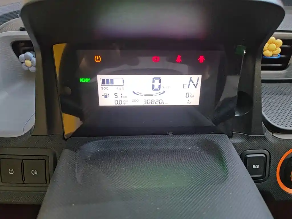 Wuling MINIEV — миниатюра 12