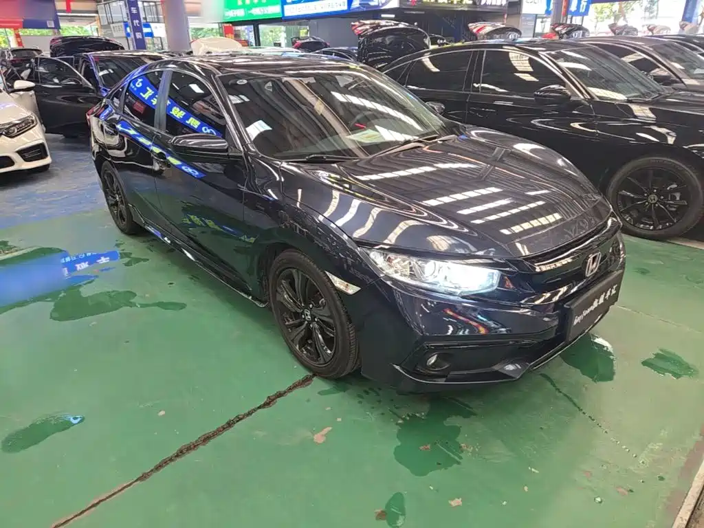 Honda Civic — миниатюра 4