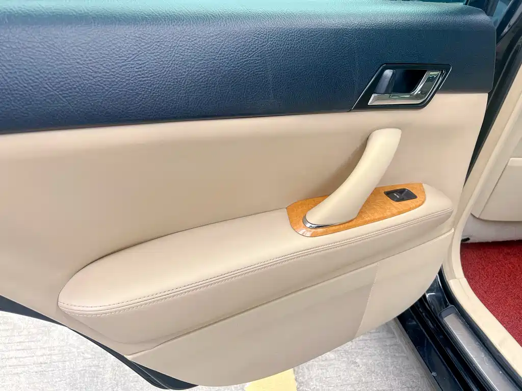 Toyota Reiz — миниатюра 13