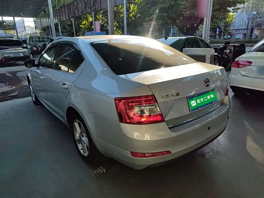 Skoda Octavia — миниатюра 5