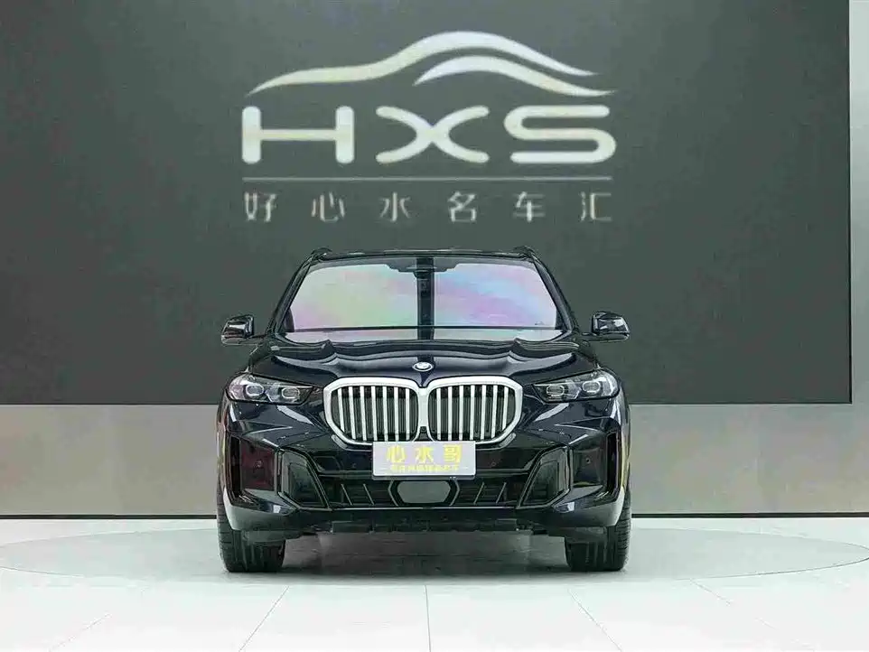 BMW X5 2025 xDrive 40Li M Sport