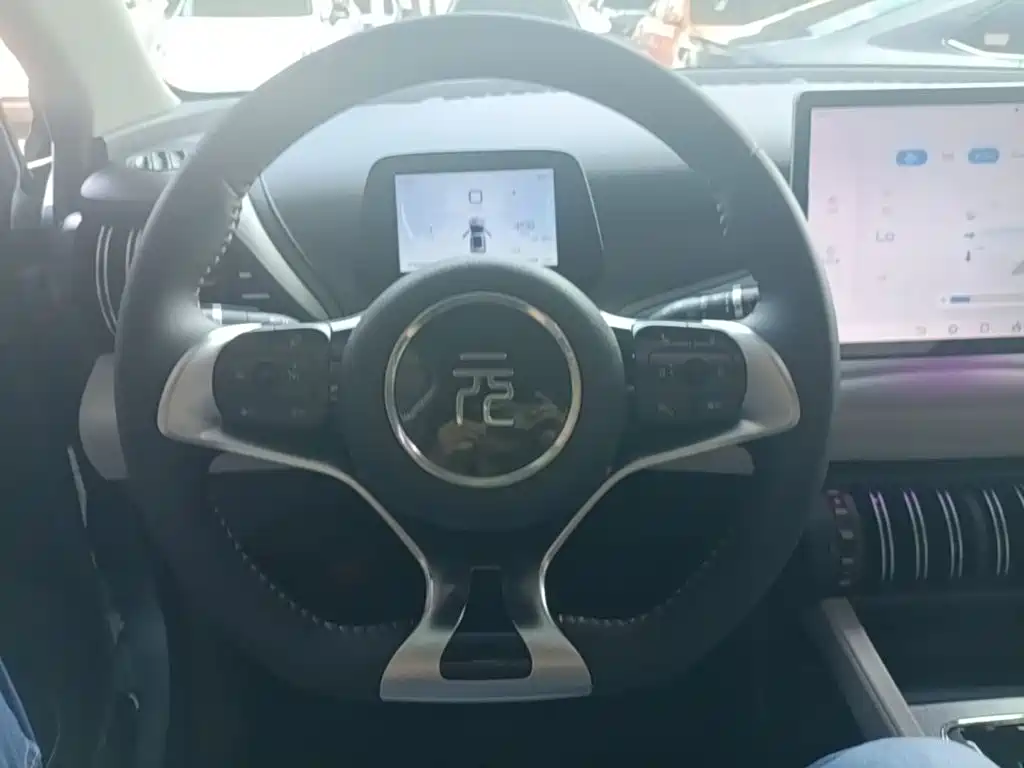 BYD Yuan Plus — миниатюра 11