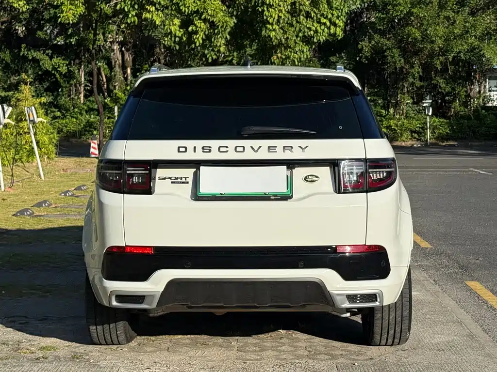 Land Rover Discovery Sport Hybrid — миниатюра 8