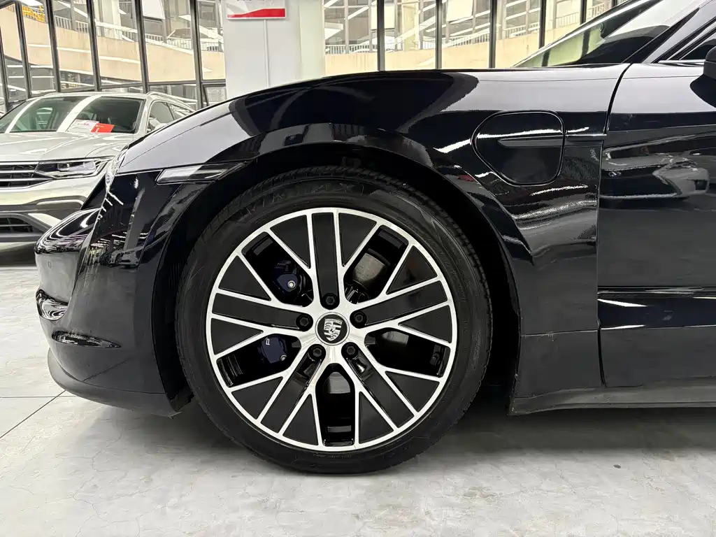 Porsche Taycan — миниатюра 15