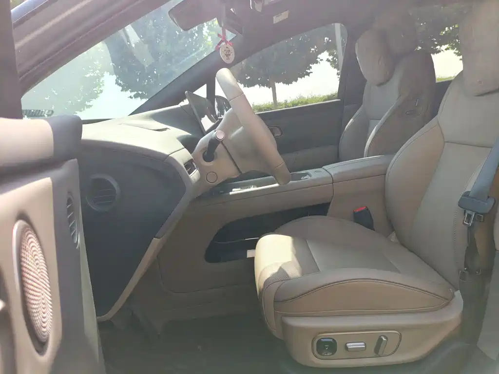 Li Auto i6 2025 Standard